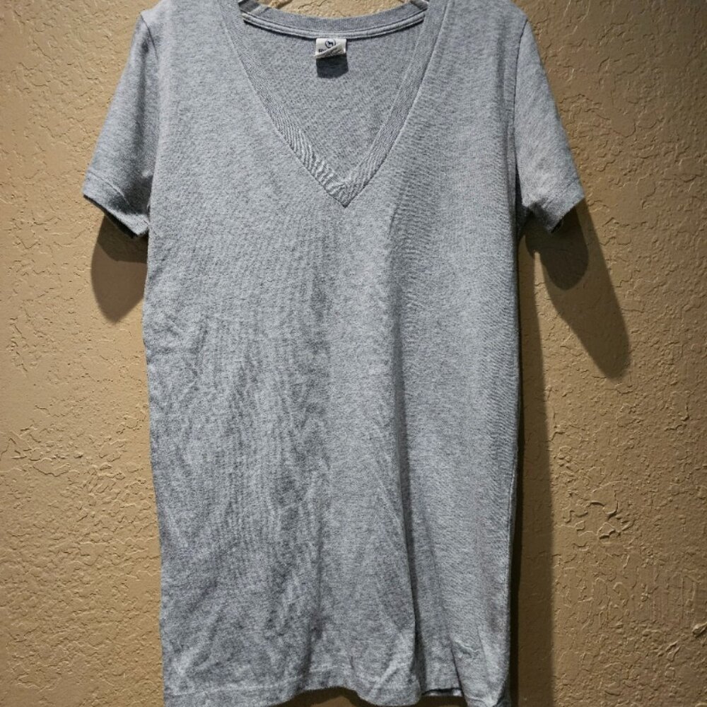 VIctoria Secrets V-Neck Gray T-Shirt Short Sleeve